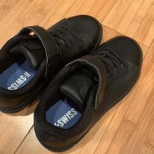 NWOT K Swiss sneakers